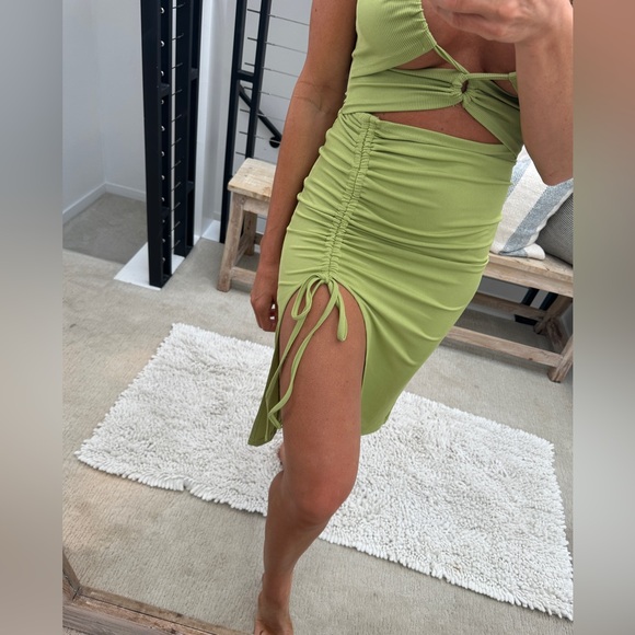 ZAFUL green cut out roughed waist midi dress summer beach luxury event NWOT S - Picture 6 of 12